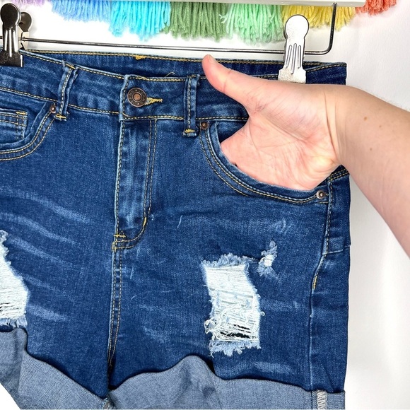 Boutique Unbranded Blue Denim Distressed Women's Shorts Frayed Shorts Size M - Picture 4 of 14
